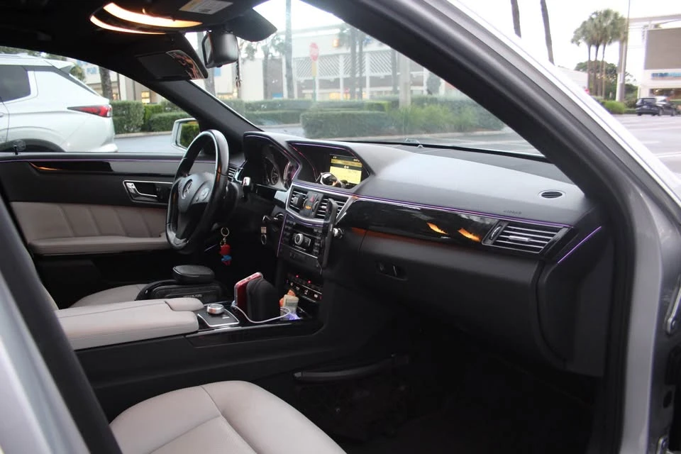 2011 Mercedes-Benz W212 E-Class - Image 12 of 17