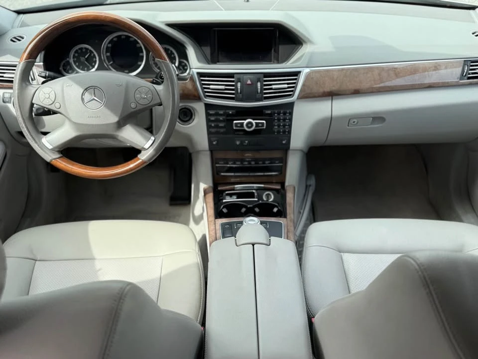 2011 Mercedes-Benz W212 E-Class - Image 8 of 16