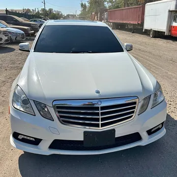 2011 Mercedes-Benz E-Class E 350 4MATIC Sedan