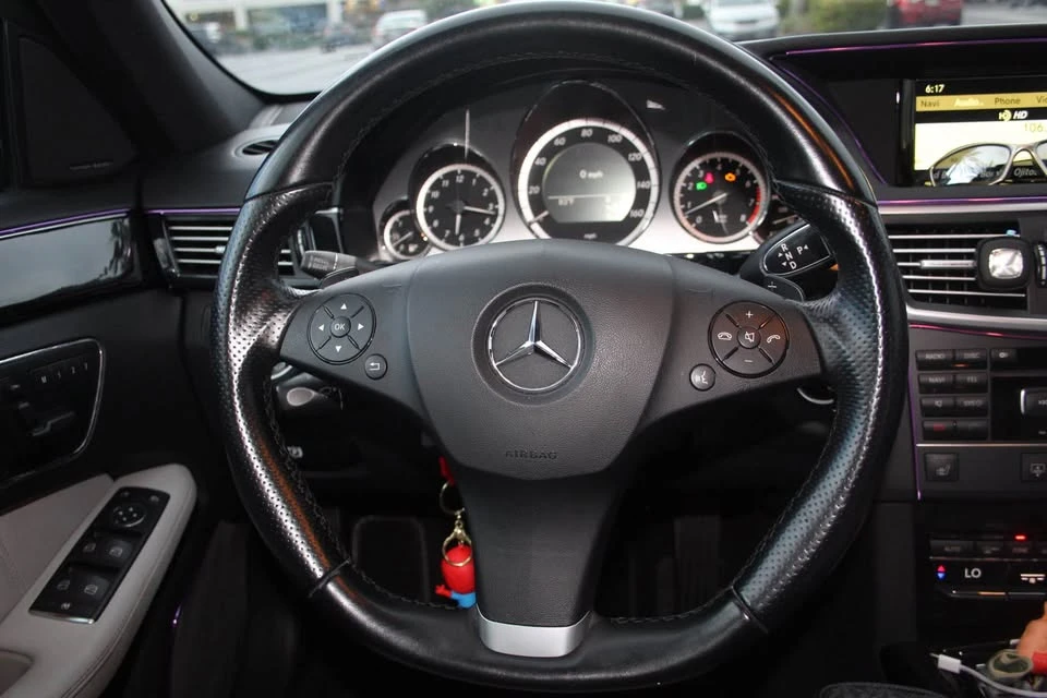 2011 Mercedes-Benz W212 E-Class - Image 14 of 17