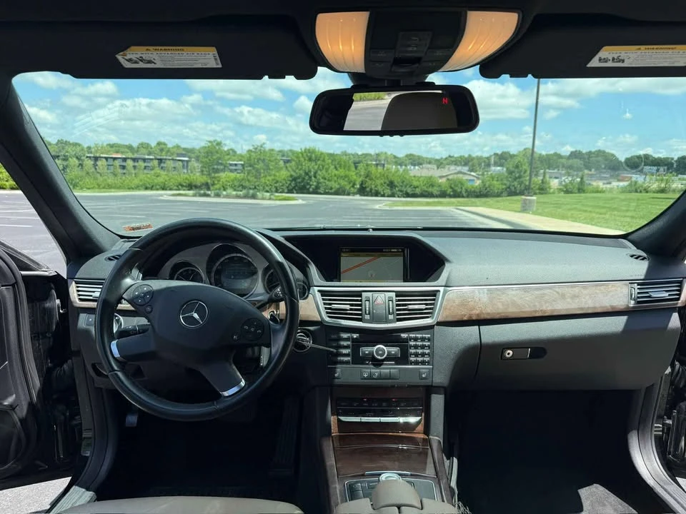 2011 Mercedes-Benz W212 E-Class - Image 12 of 17