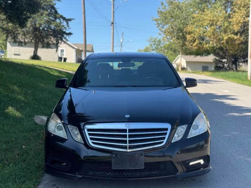 2011 Mercedes-Benz W212 E-Class - Image 2 of 11