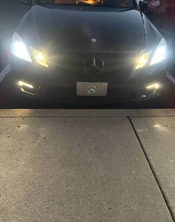 2011 Mercedes-Benz W212 E-Class - Image 13 of 19