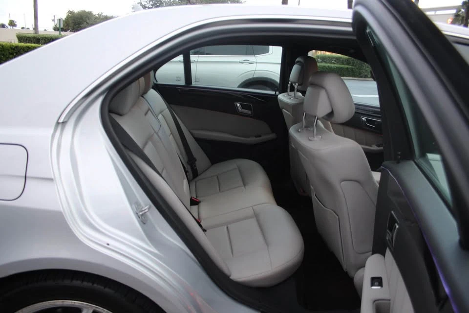 2011 Mercedes-Benz W212 E-Class - Image 9 of 17