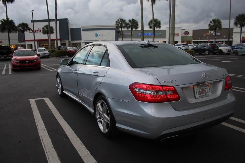 2011 Mercedes-Benz W212 E-Class - Image 6 of 17