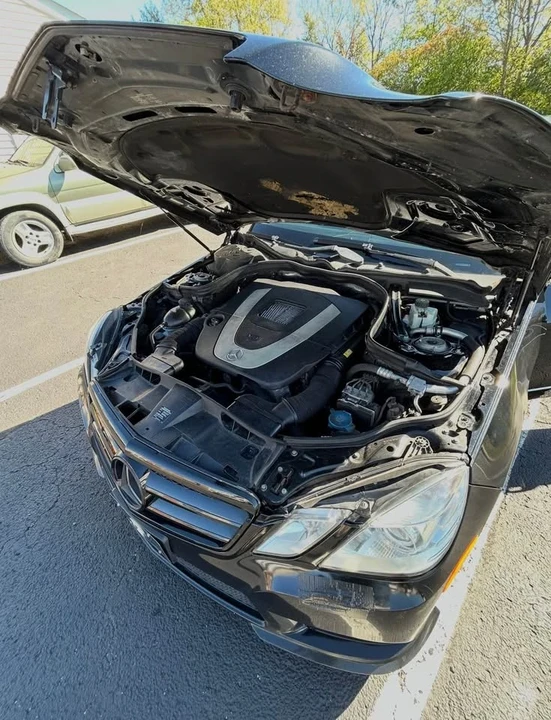 2011 Mercedes-Benz W212 E-Class - Image 15 of 19