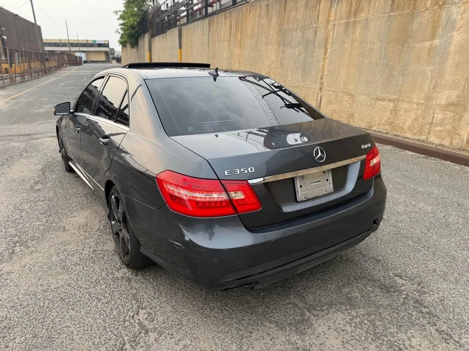 2011 Mercedes-Benz W212 E-Class - Image 3 of 8