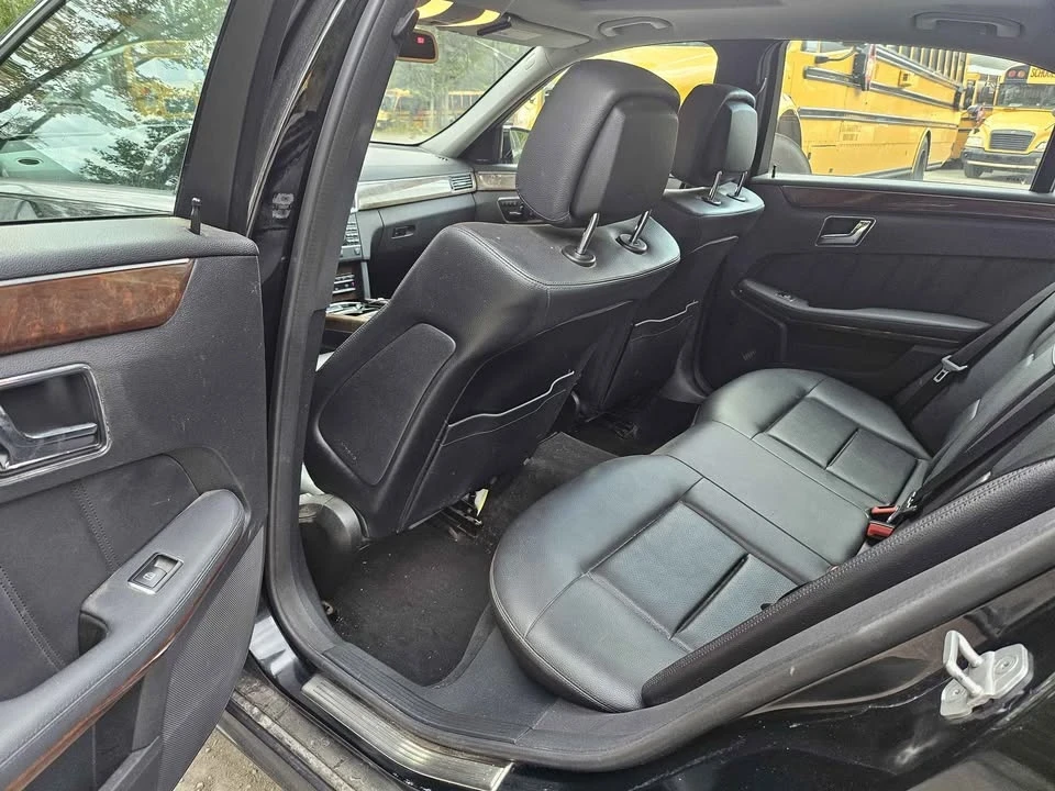 2011 Mercedes-Benz W212 E-Class - Image 2 of 14