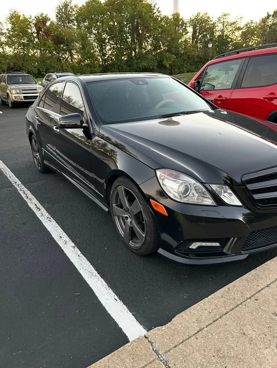 2011 Mercedes-Benz W212 E-Class - Image 3 of 16