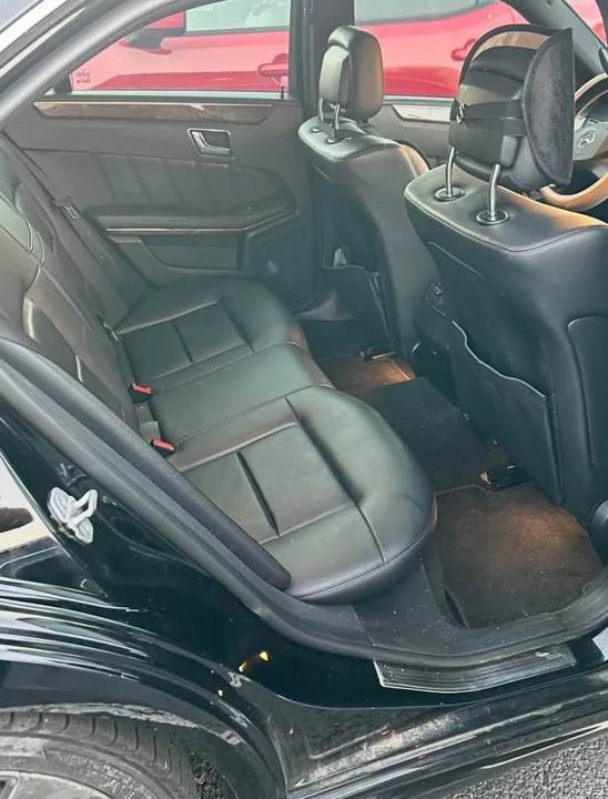 2011 Mercedes-Benz W212 E-Class - Image 6 of 16