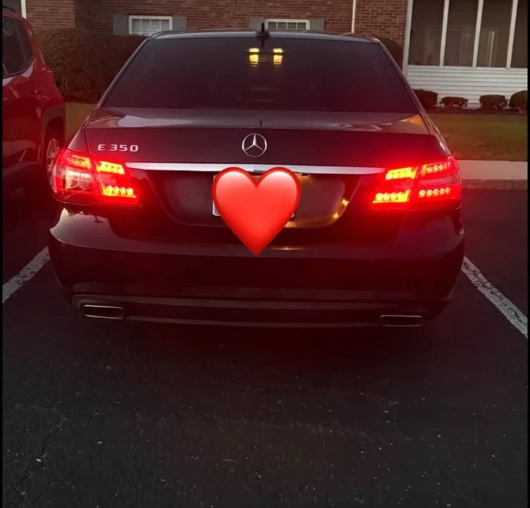 2011 Mercedes-Benz W212 E-Class - Image 13 of 16