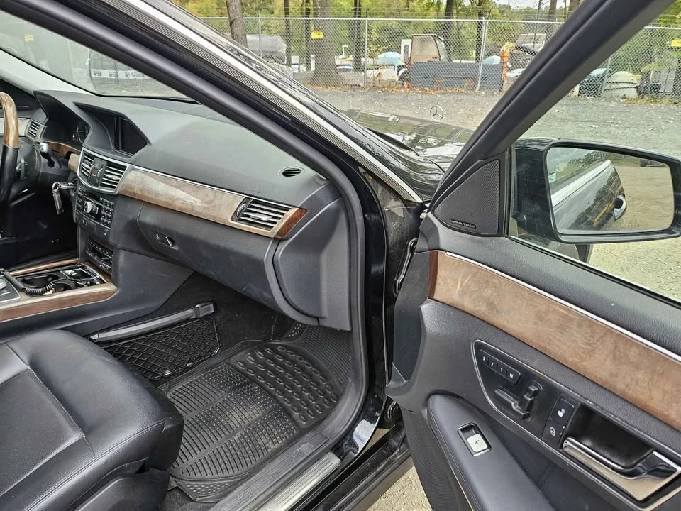 2011 Mercedes-Benz W212 E-Class - Image 9 of 14