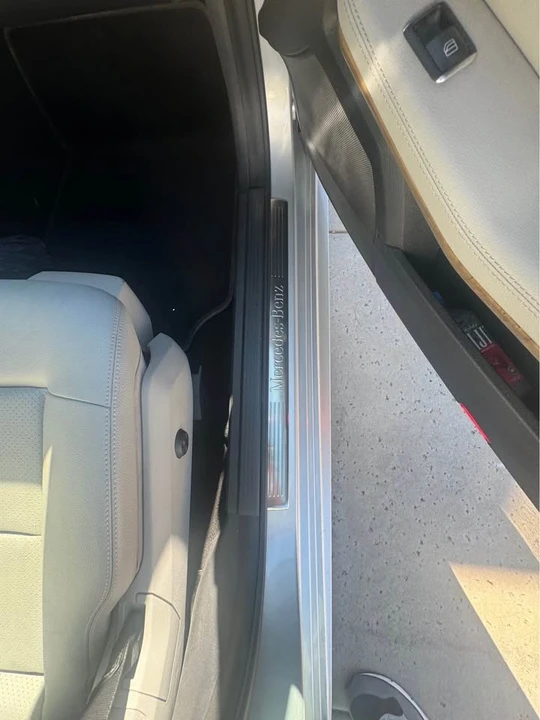 2011 Mercedes-Benz W212 E-Class - Image 13 of 18