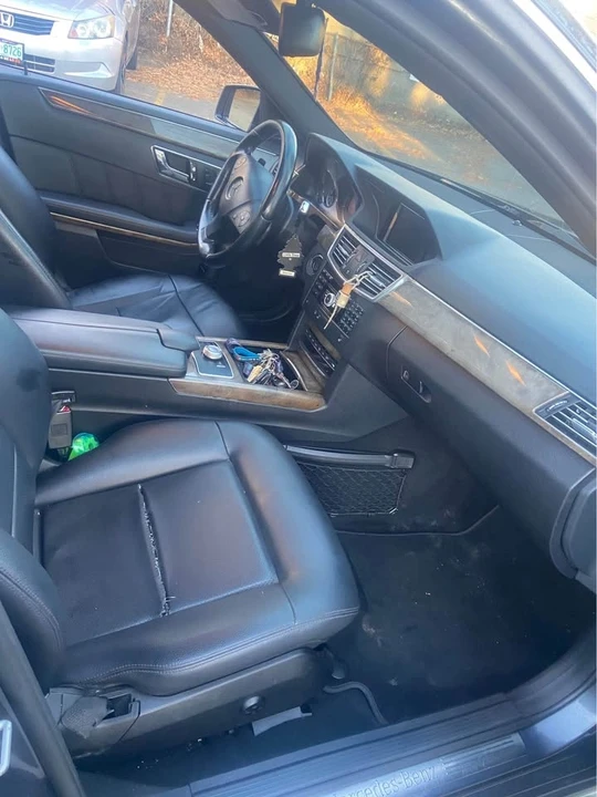 2011 Mercedes-Benz W212 E-Class - Image 11 of 14