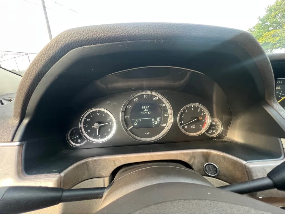 2011 Mercedes-Benz W212 E-Class - Image 11 of 12