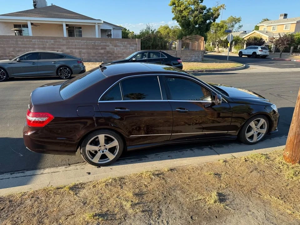 2011 Mercedes-Benz W212 E-Class - Image 6 of 11