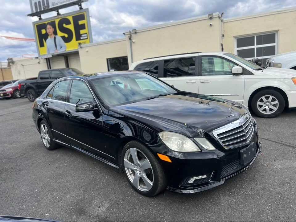 2011 Mercedes-Benz W212 E-Class - Image 3 of 14