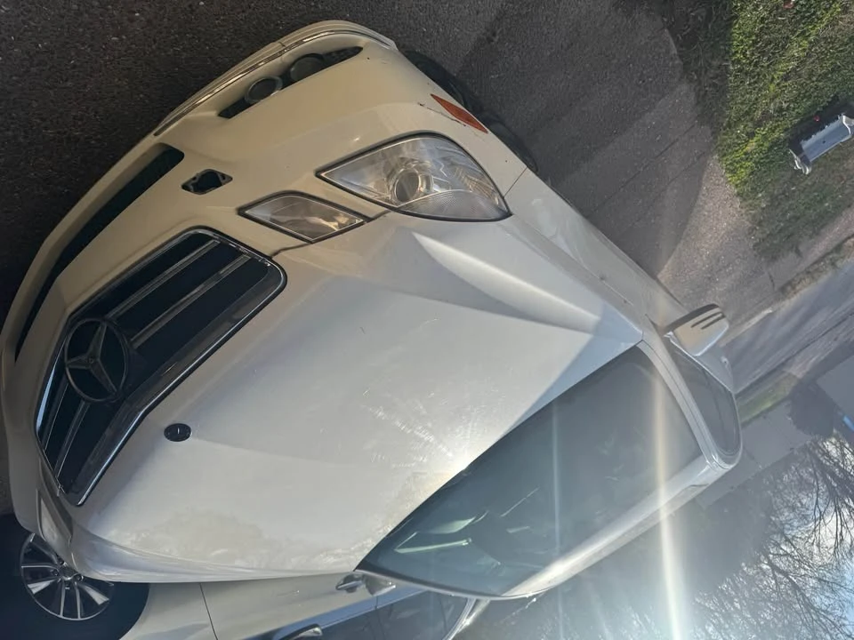2011 Mercedes-Benz W212 E-Class - Image 3 of 10