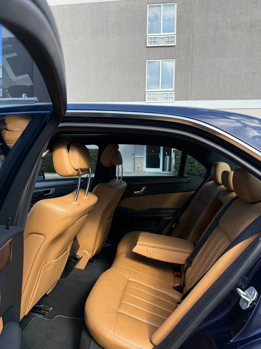 2011 Mercedes-Benz W212 E-Class - Image 8 of 16