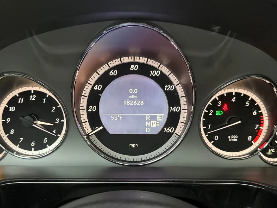2011 Mercedes-Benz W212 E-Class - Image 12 of 14