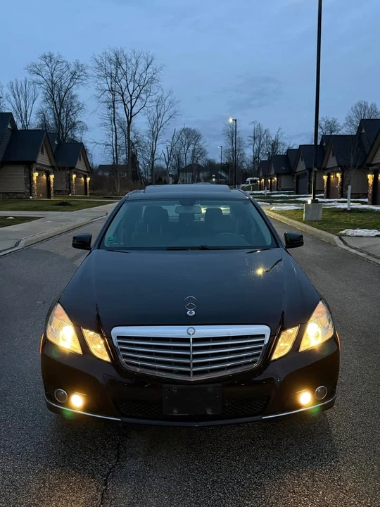 2011 Mercedes-Benz W212 E-Class - Image 3 of 11