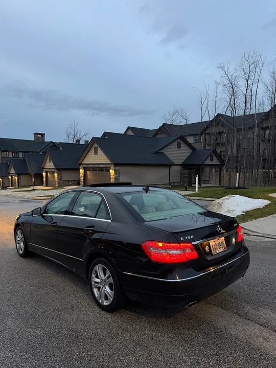 2011 Mercedes-Benz W212 E-Class - Image 4 of 11