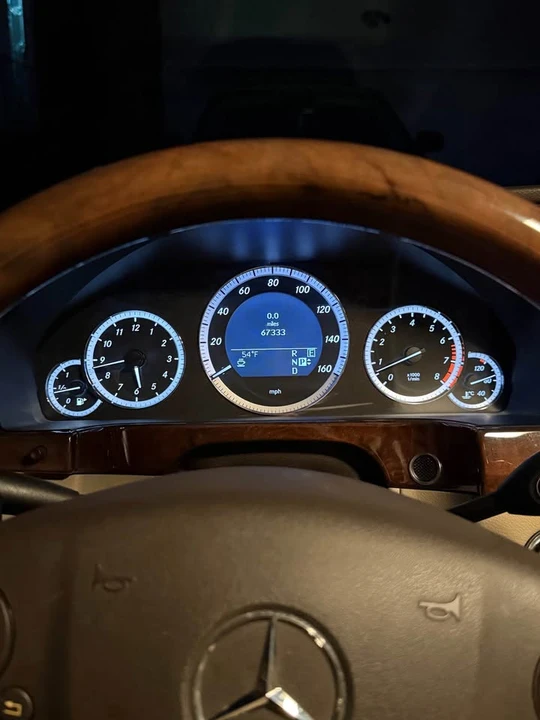 2011 Mercedes-Benz W212 E-Class - Image 11 of 11