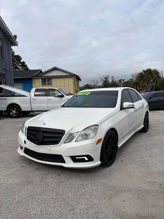 2011 Mercedes-Benz W212 E-Class - Image 2 of 7