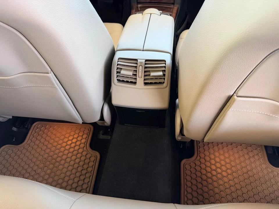 2011 Mercedes-Benz W212 E-Class - Image 9 of 13