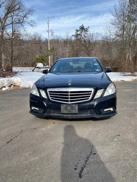 2011 Mercedes-Benz W212 E-Class - Image 2 of 10
