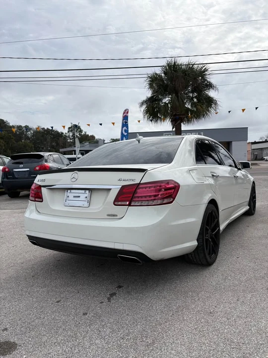 2011 Mercedes-Benz W212 E-Class - Image 3 of 7