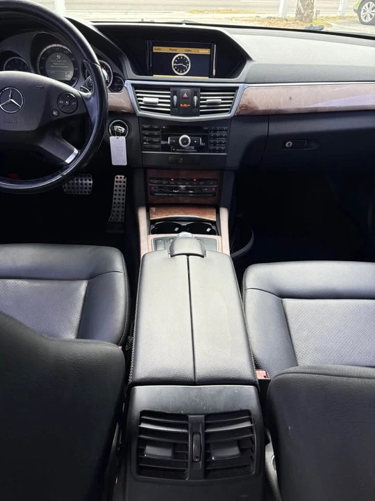 2011 Mercedes-Benz W212 E-Class - Image 5 of 7