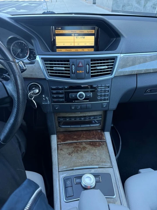 2011 Mercedes-Benz W212 E-Class - Image 11 of 13