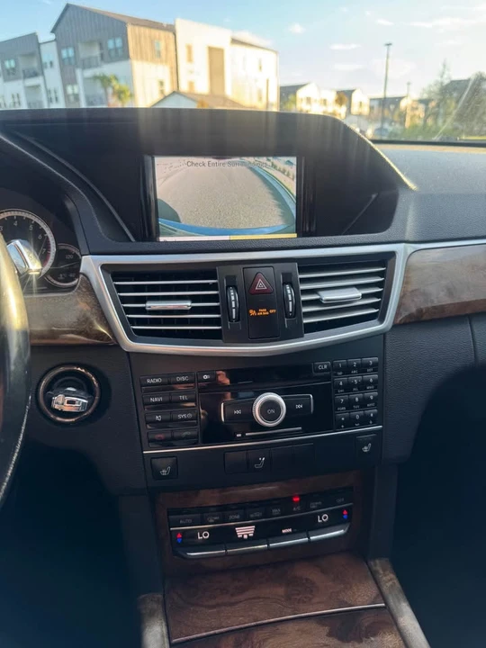 2011 Mercedes-Benz W212 E-Class - Image 17 of 17