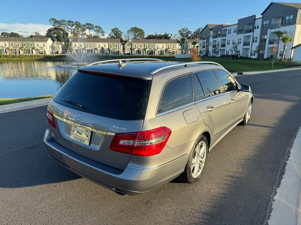 2011 Mercedes-Benz W212 E-Class - Image 6 of 17