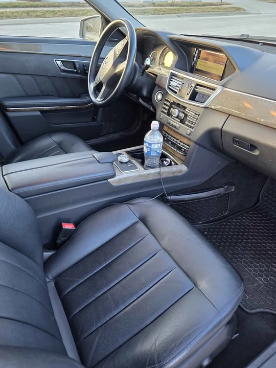 2011 Mercedes-Benz W212 E-Class - Image 6 of 20