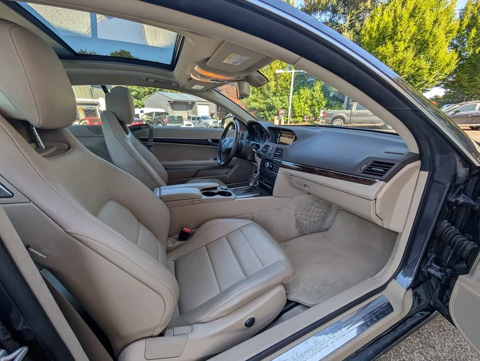 2011 Mercedes-Benz C207/A207 E-Class Coupe & Convertible - Image 6 of 10