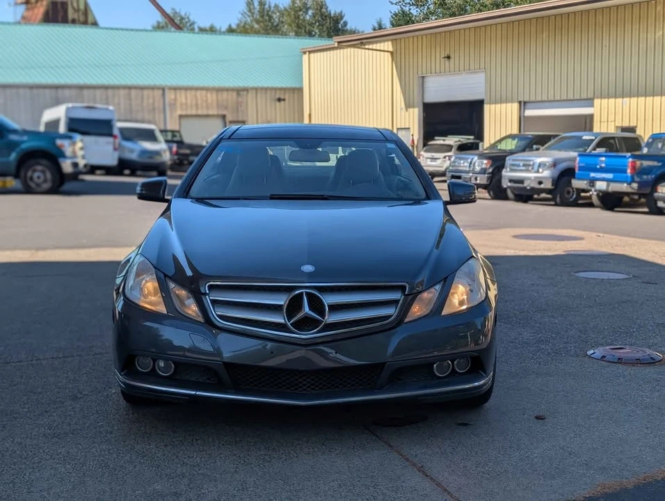 2011 Mercedes-Benz C207/A207 E-Class Coupe & Convertible - Image 2 of 10