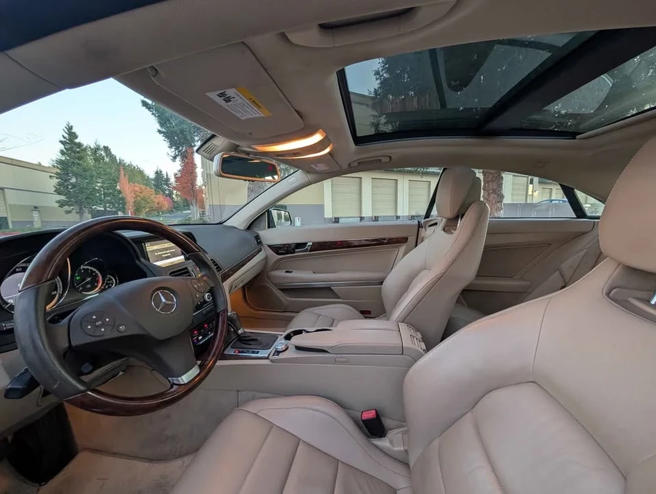 2011 Mercedes-Benz C207/A207 E-Class Coupe & Convertible - Image 12 of 16
