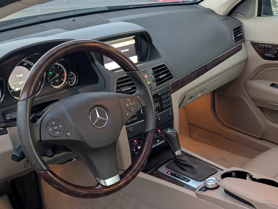 2011 Mercedes-Benz C207/A207 E-Class Coupe & Convertible - Image 14 of 16
