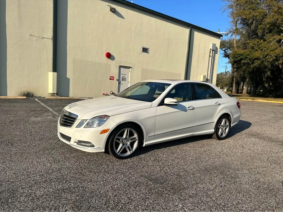2011 Mercedes-Benz W212 E-Class - Image 2 of 8