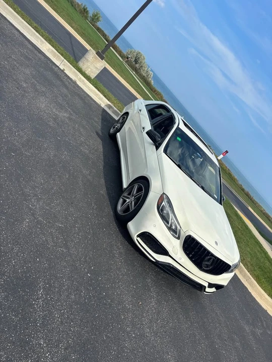 2011 Mercedes-Benz W212 E-Class - Image 4 of 10