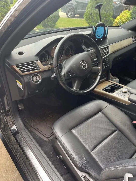 2011 Mercedes-Benz W212 E-Class - Image 5 of 9