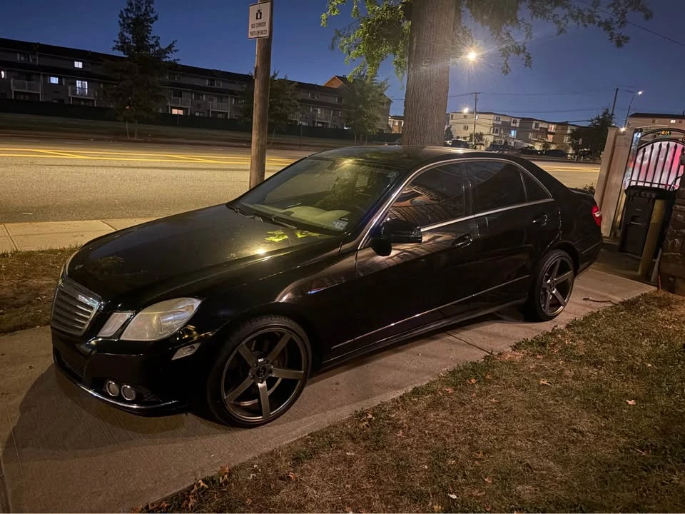 2011 Mercedes-Benz W212 E-Class - Image 2 of 5