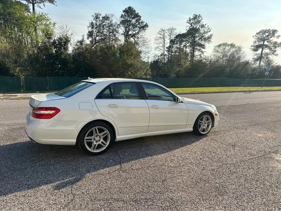 2011 Mercedes-Benz W212 E-Class - Image 3 of 8