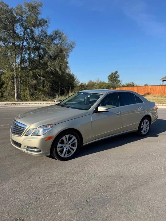 2011 Mercedes-Benz W212 E-Class - Image 4 of 16