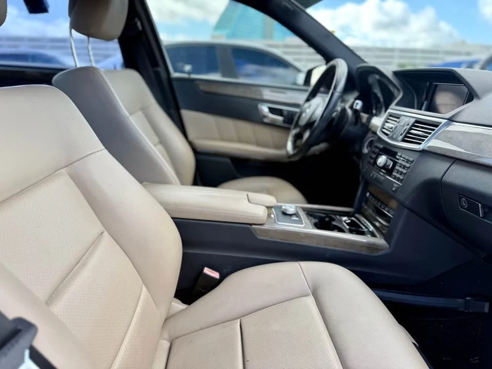 2011 Mercedes-Benz W212 E-Class - Image 7 of 12
