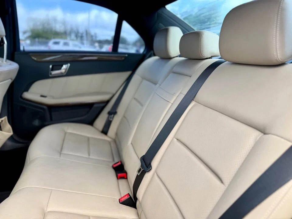 2011 Mercedes-Benz W212 E-Class - Image 10 of 12