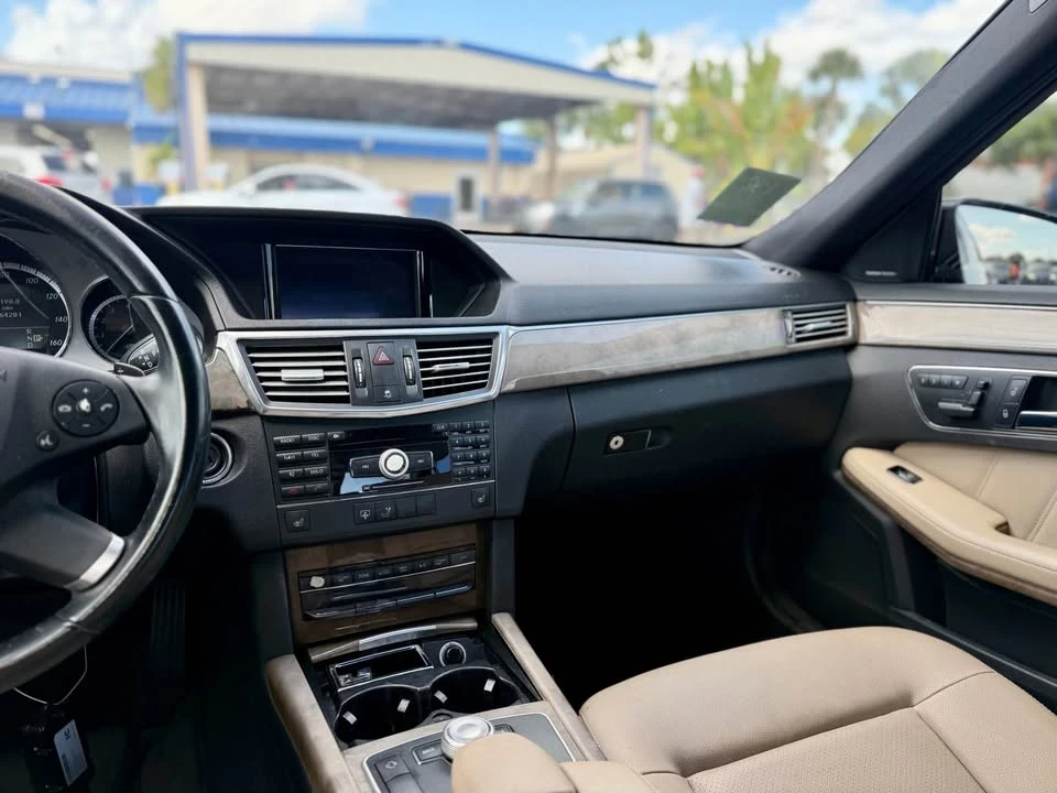2011 Mercedes-Benz W212 E-Class - Image 11 of 12