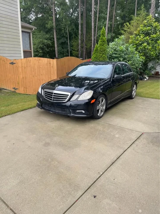 2011 Mercedes-Benz W212 E-Class - Image 3 of 9